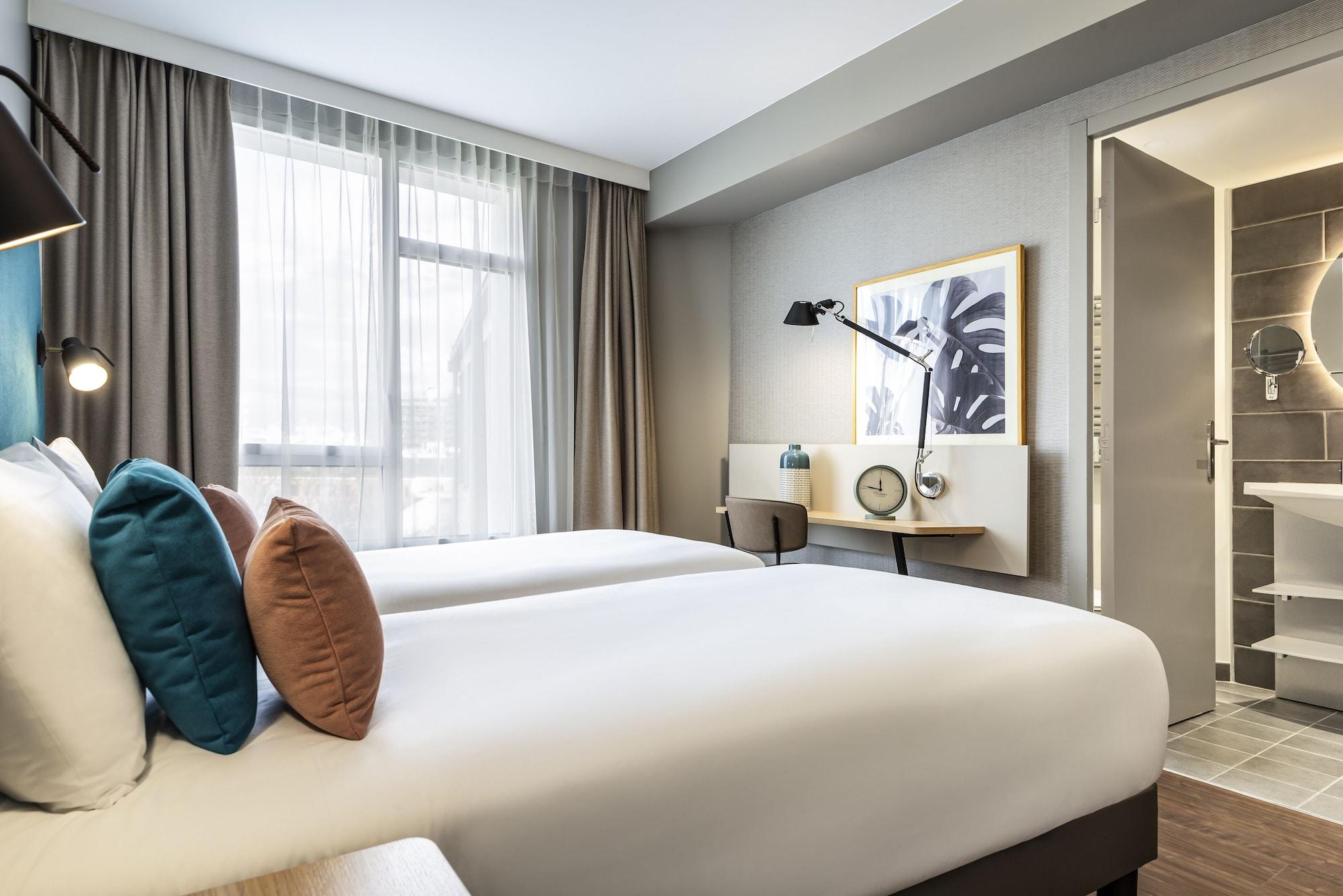 Aparthotel Adagio London Brentford Buitenkant foto