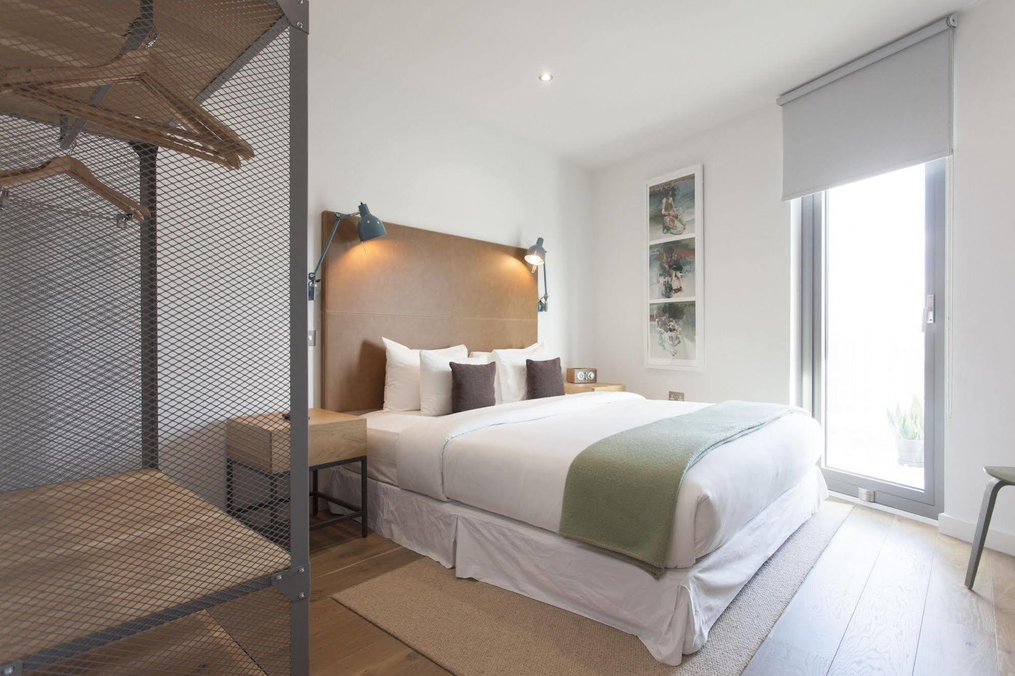 Aparthotel Adagio London Brentford Buitenkant foto